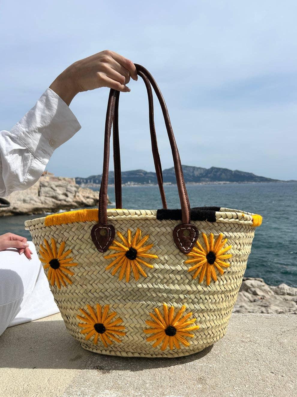 Sac de plage bohème en paille – Feuille de palmier et poignée en cuir