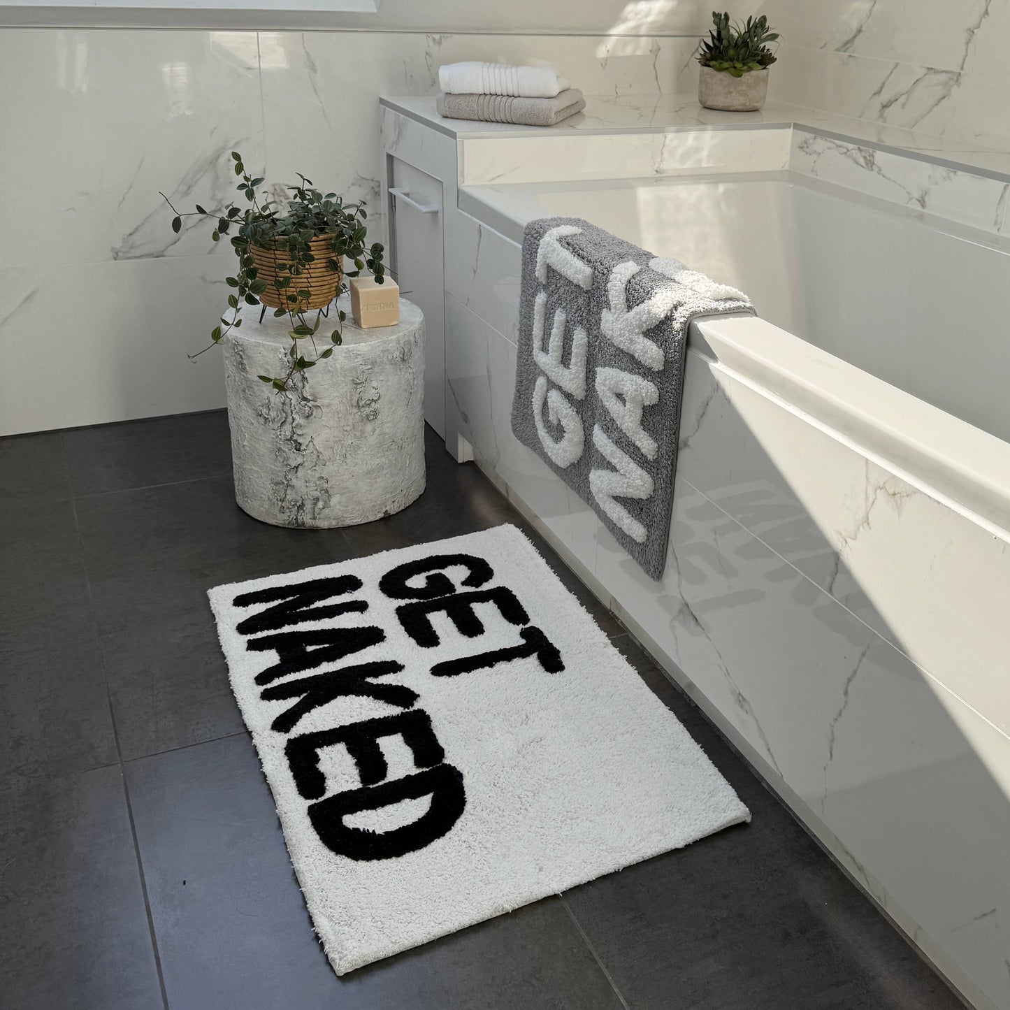 TAPIS DE BAIN "Get Naked "