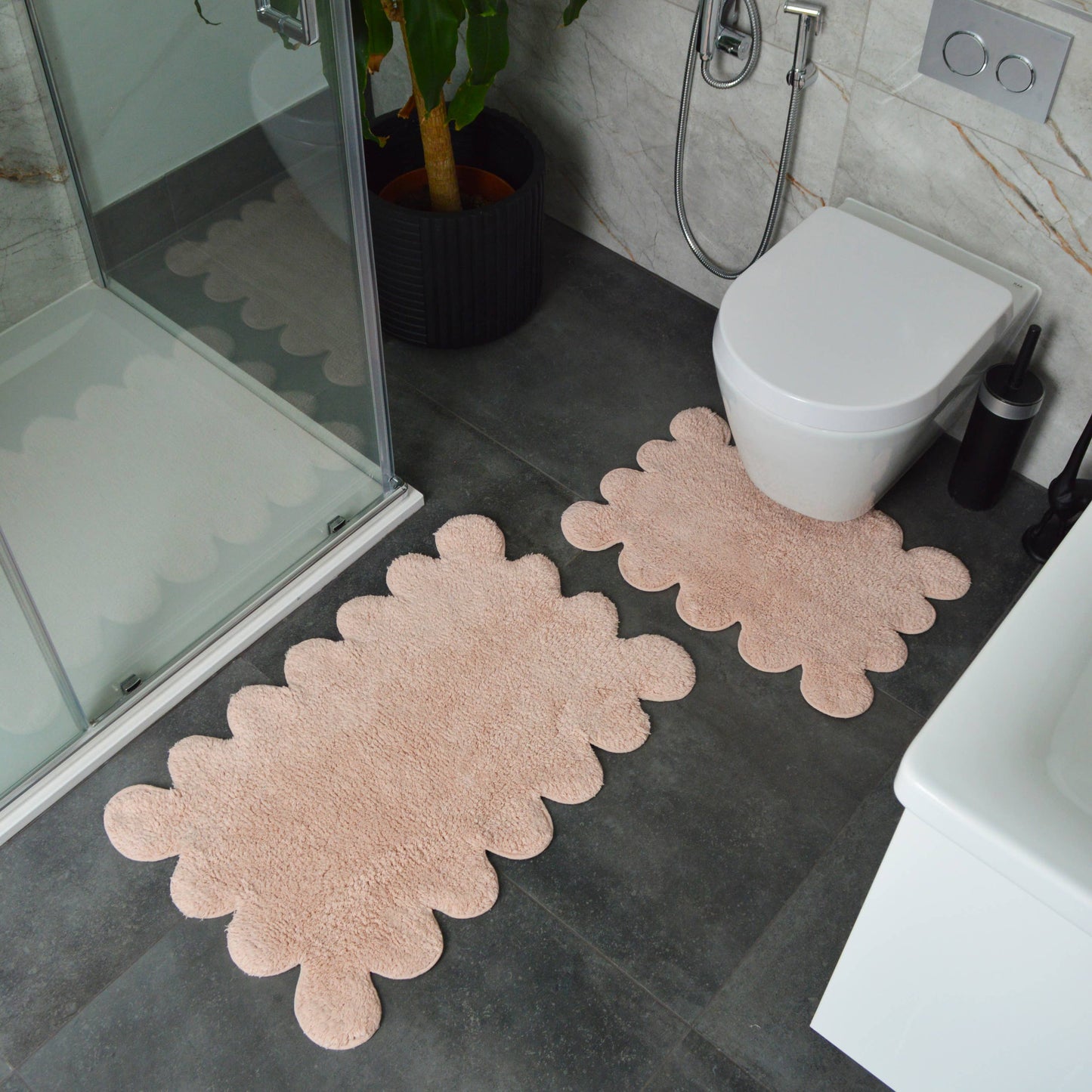 Ensemble de tapis de bain à deux pièces avec bordure festonnée - Tapis festonnés 100 % coton