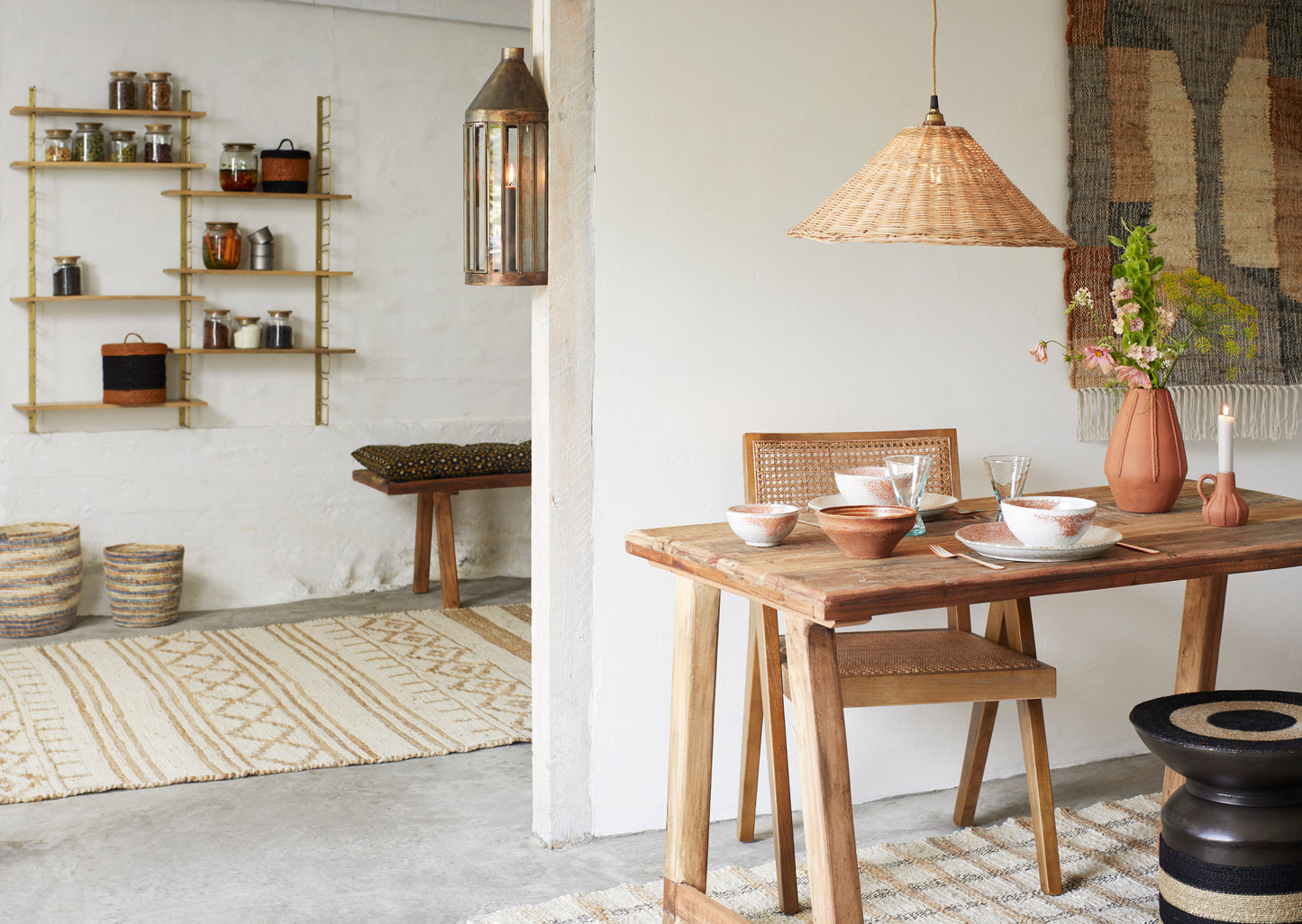 TABLE RECTANGLE EN BOIS RECYCLÉ