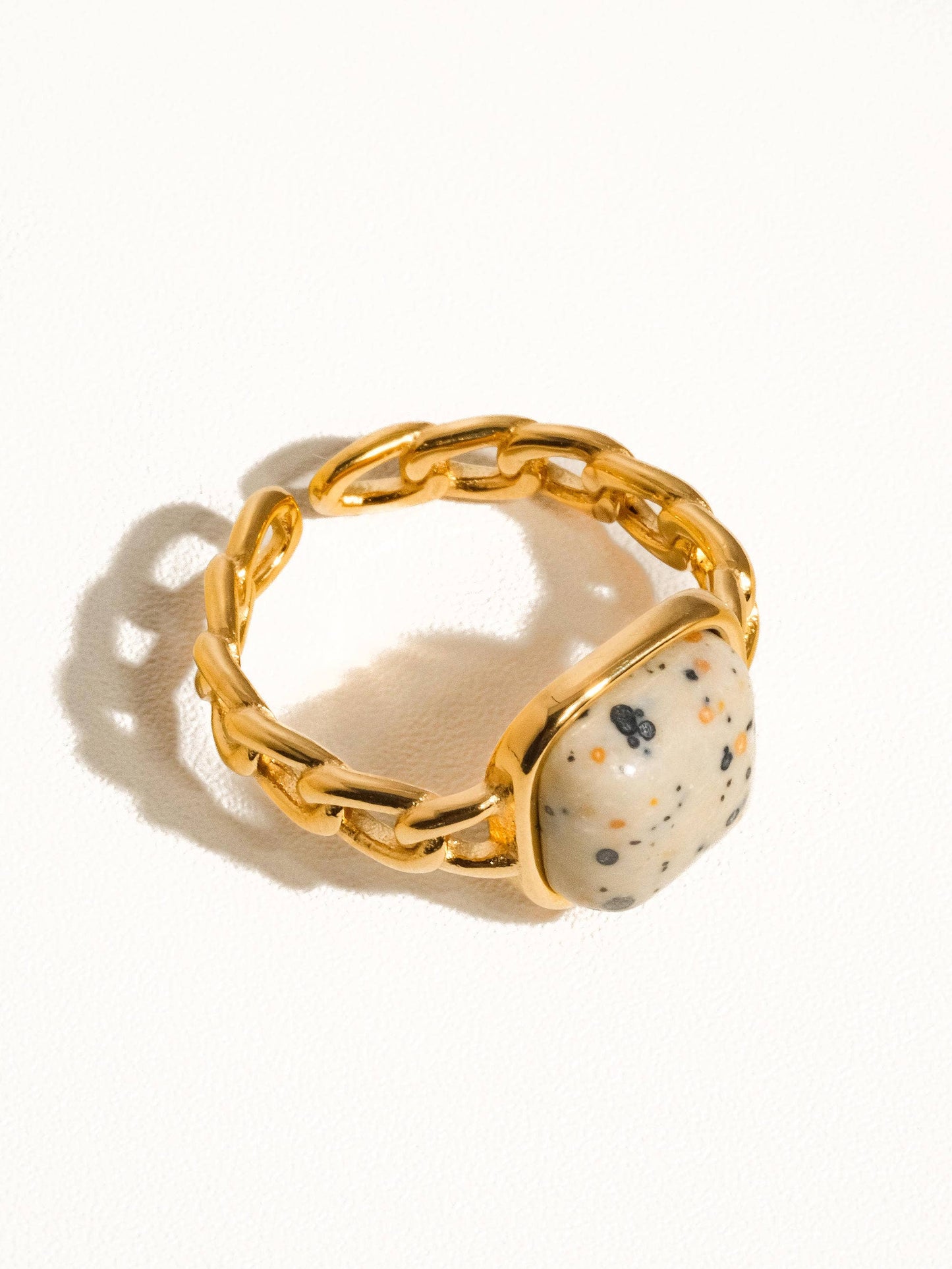 BAGUE EN PIERRE PRECIEUSE - Beig