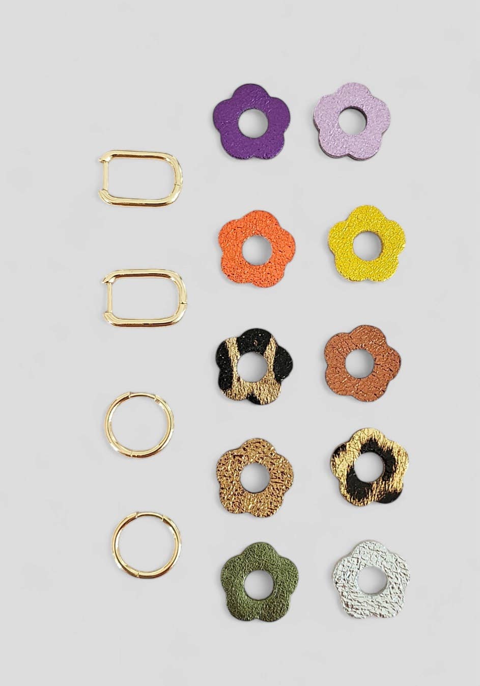 Charm  pampille fleur cuir upcyclé  boucle d oreille