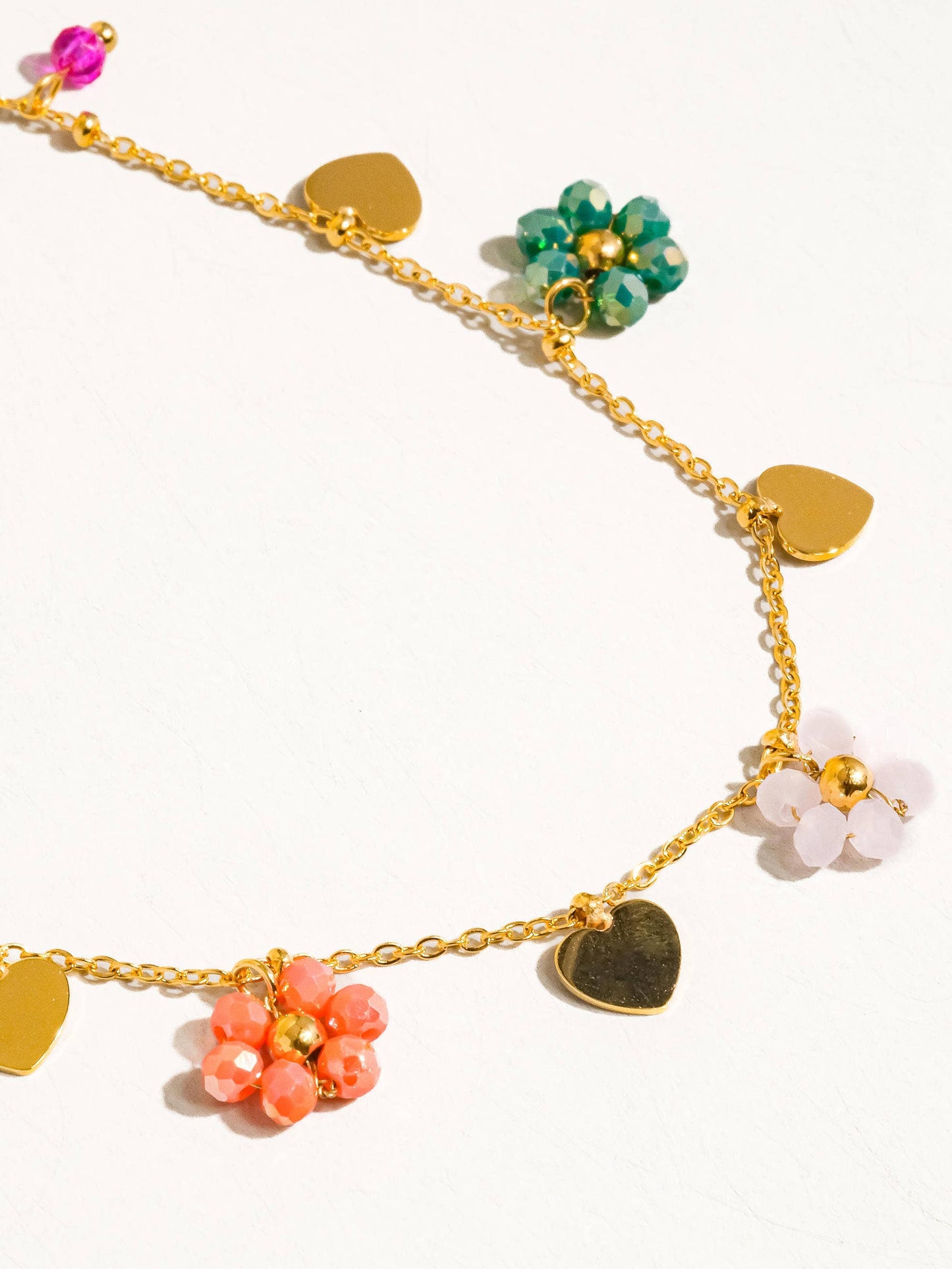 Collier Melvin en or 18 carats avec fleurs et cœurs non ternis