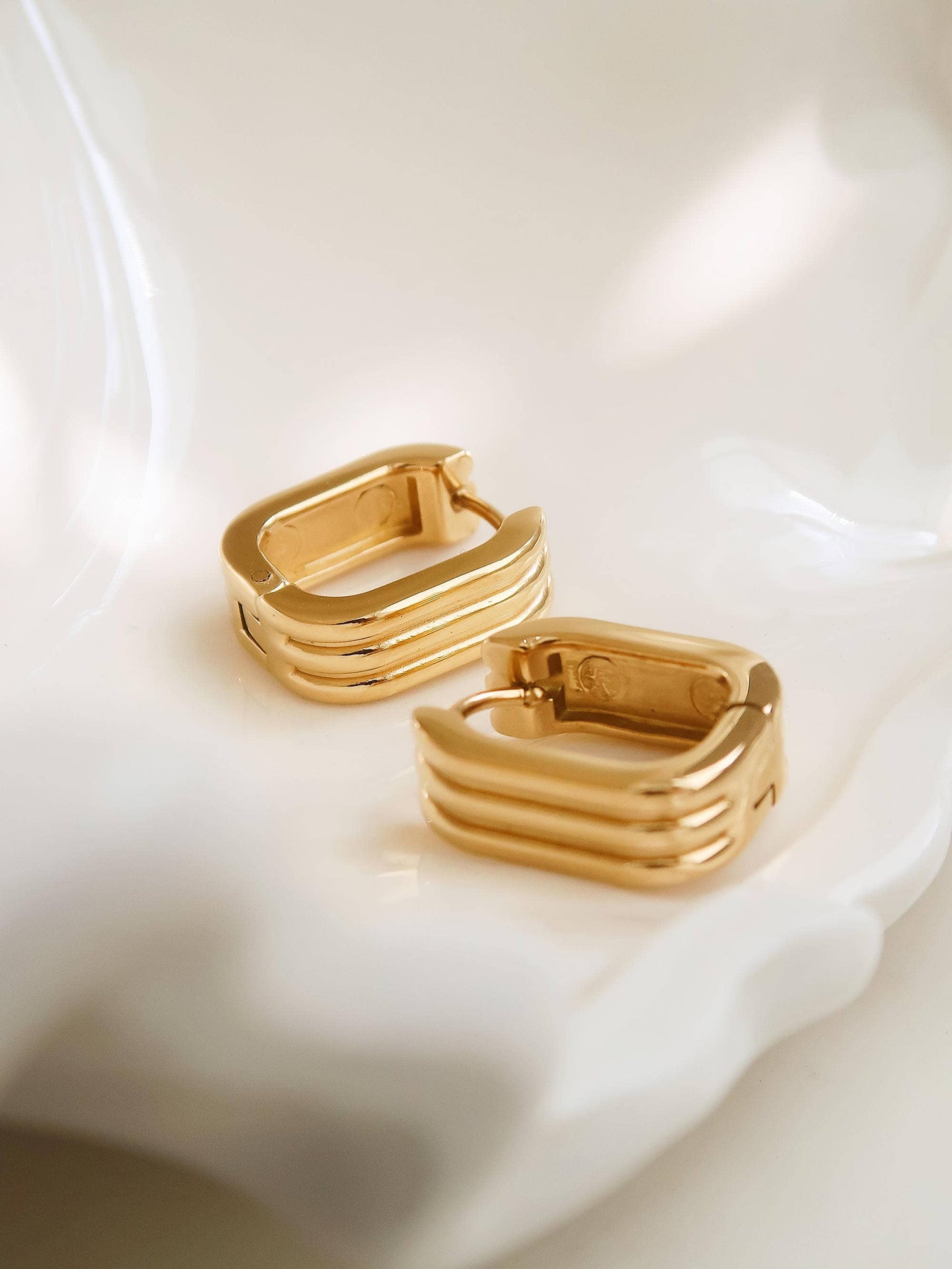 BOUCLE D'OREILLES - Or 18K
