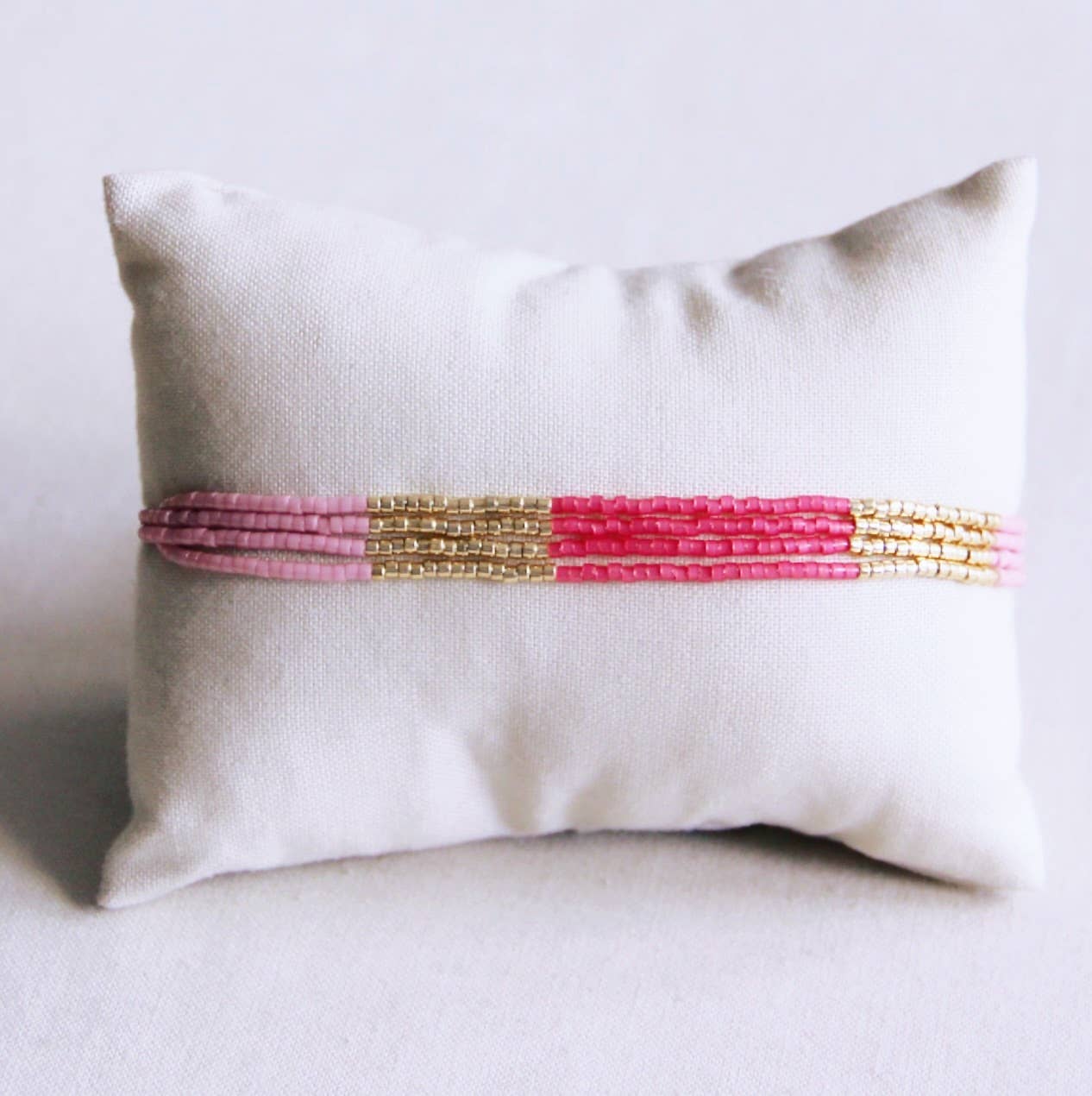 BRACELET PERLES - rose/magenta/doré