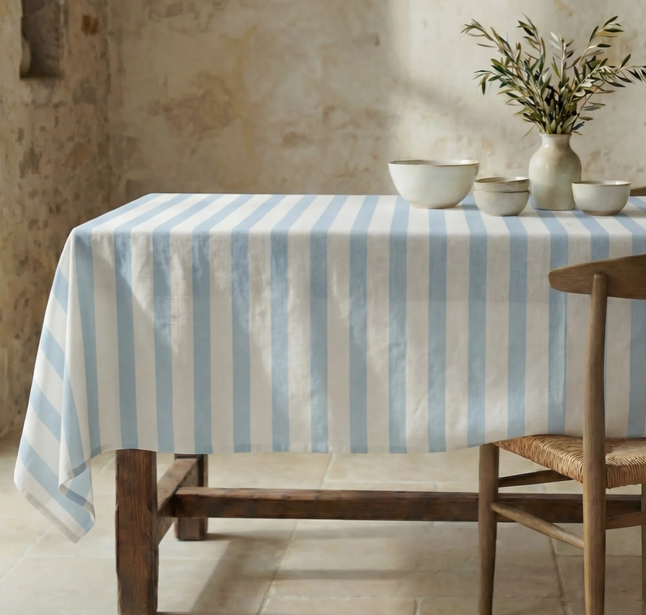 NAPPE ANTI-TACHE - Rayée bleue/blanche - 250x155 cm