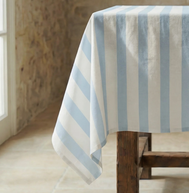 NAPPE ANTI-TACHE - Rayée bleue/blanche - 250x155 cm