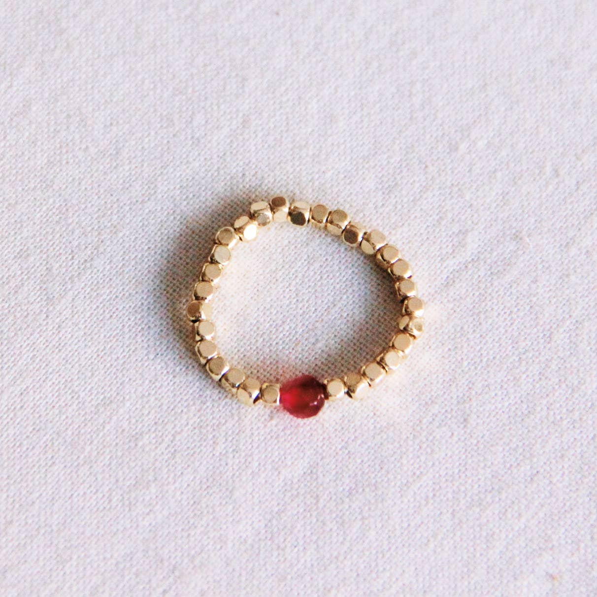 BAGUE ÉLASTIQUE - Pierre naturelle