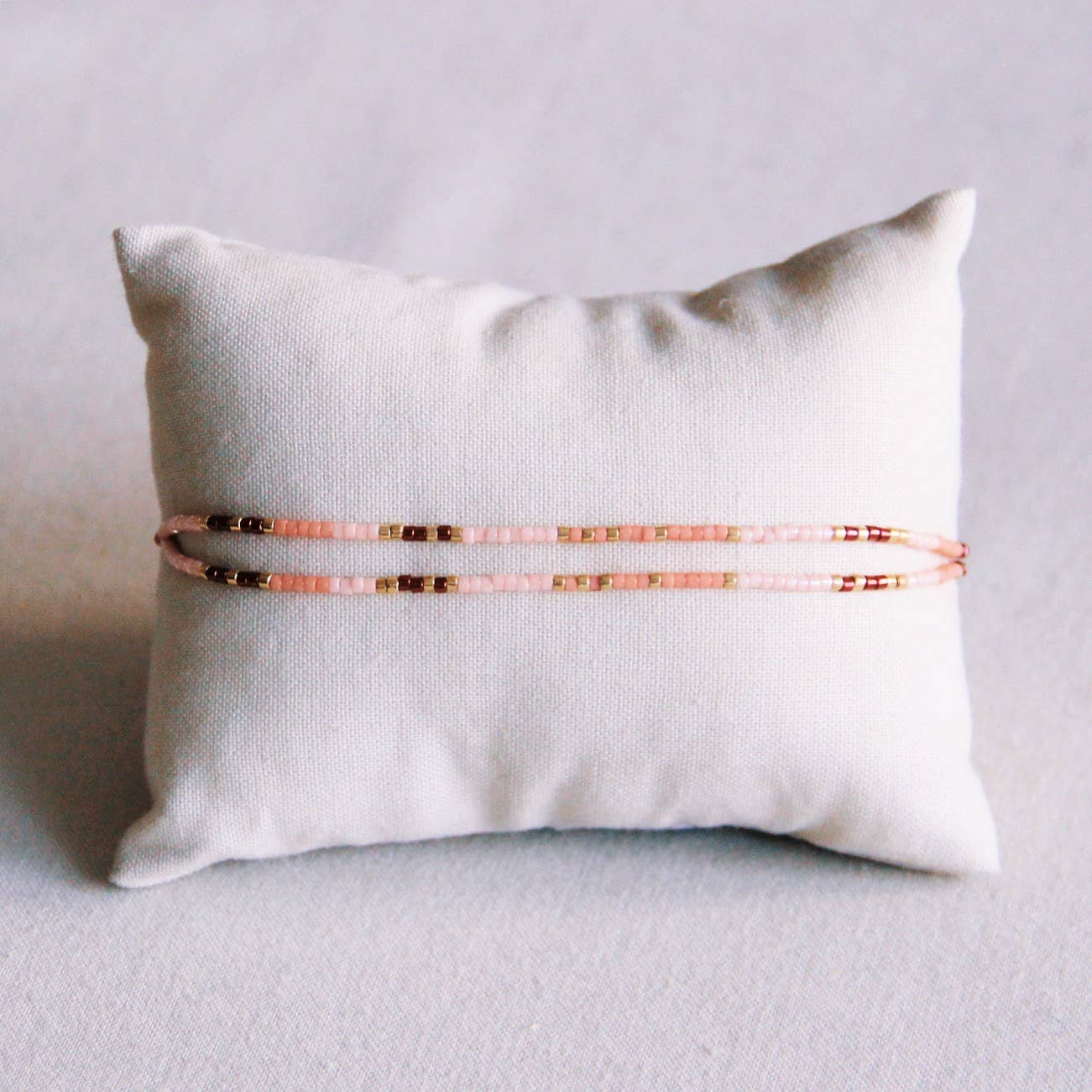 BRACELET EN PERLES -  rose/nude/bordeaux