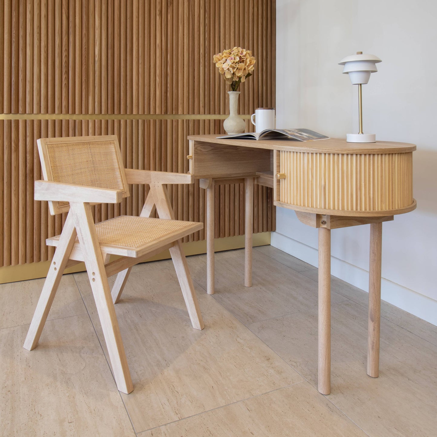 CHAISE EN BOIS DE PIN NATUREL/ROTIN