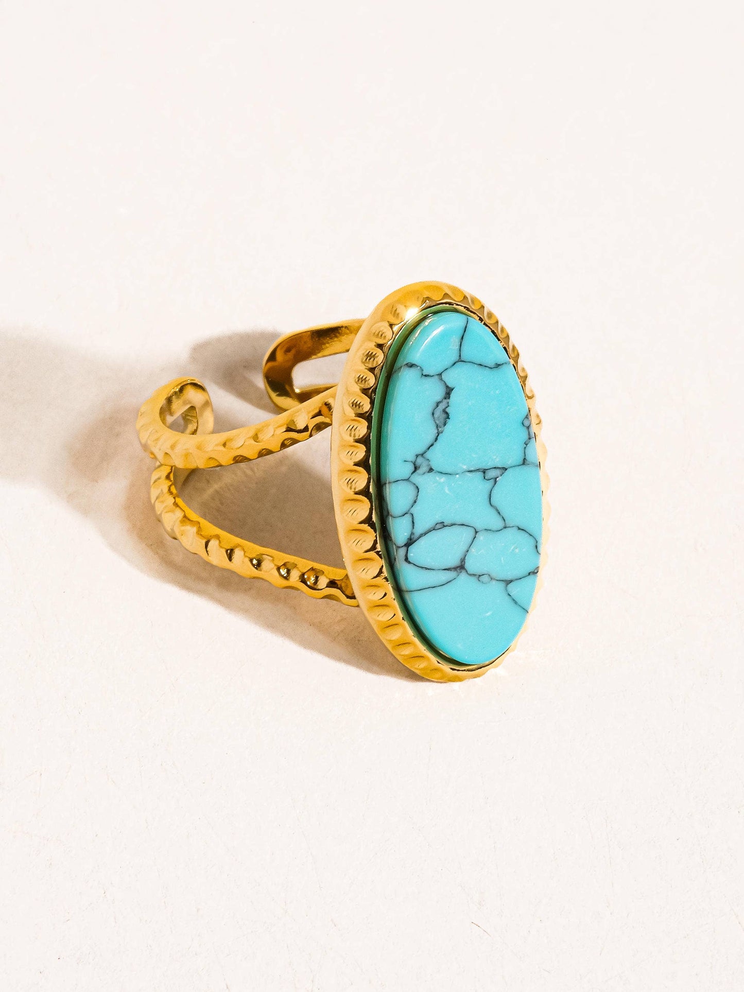 BAGUE EN PIERRE NATURELLE - Or 18K